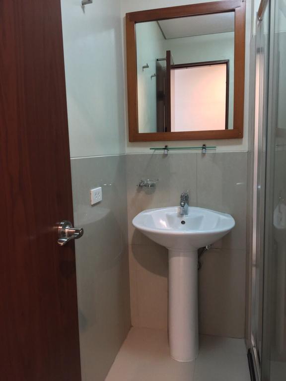 Studio Unit At The Beacon Makati Манила Екстериор снимка