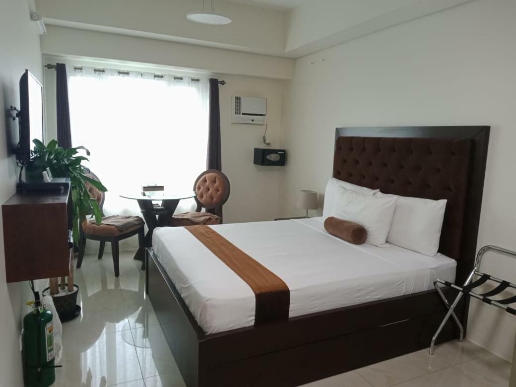Studio Unit At The Beacon Makati Манила Екстериор снимка